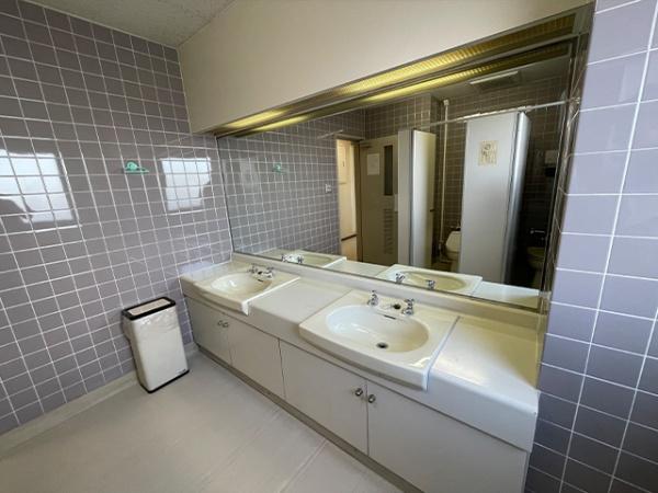 八戸市柏崎一丁目　シエナビル5階　貸店舗・事務所（区分）000424（K）