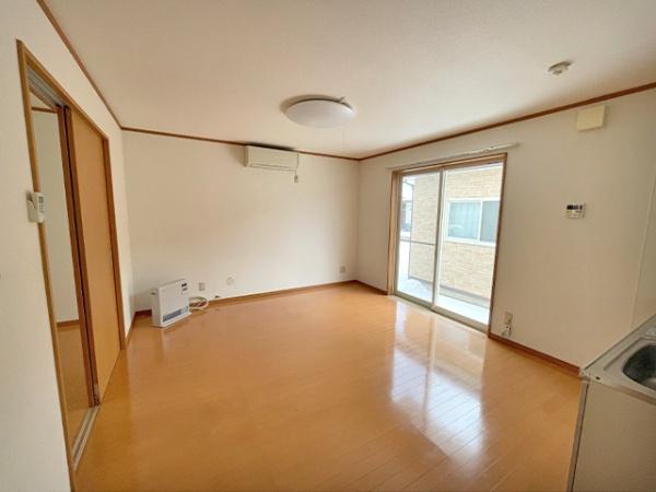 八戸市柏崎二丁目　ビレッジ柏B-1　000429（K）