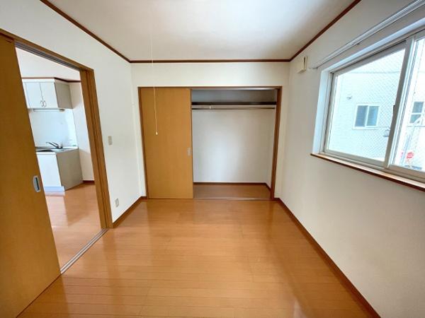 八戸市柏崎二丁目　ビレッジ柏B-1　000429（K）