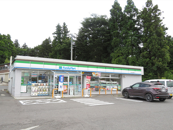 八戸市新井田石動木　貸家　ドルチェ新井田　A棟　000436(ファミリーマート八戸新井田重地店)