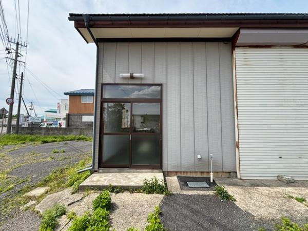 九戸郡洋野町種市　貸倉庫　000442（J）