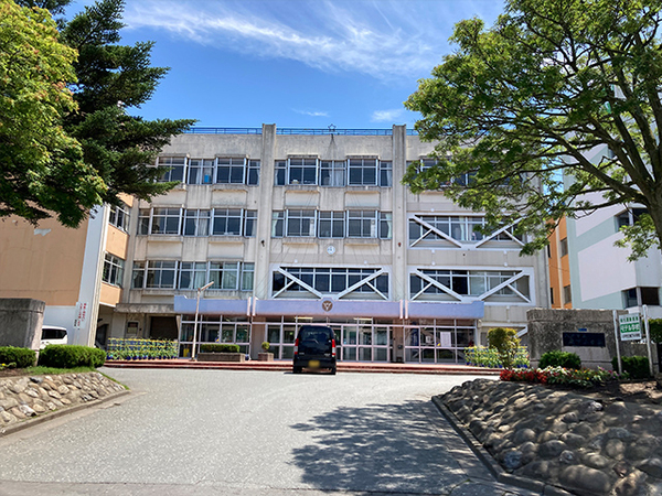 八戸市城下　チュチュハウス城下205号室　賃貸マンション(八戸市立城下小学校)