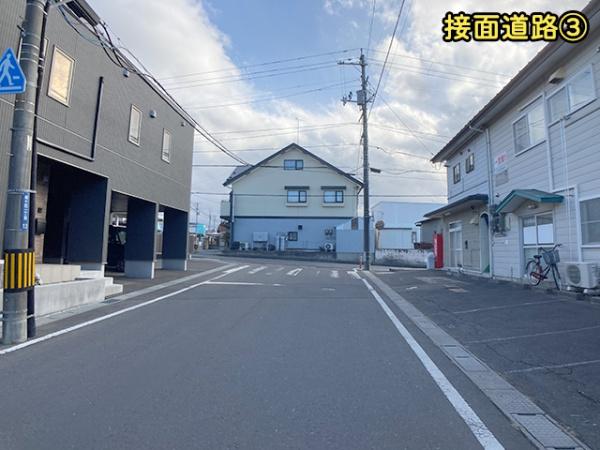 八戸市桜ケ丘一丁目　コーポラリア202号室　000140