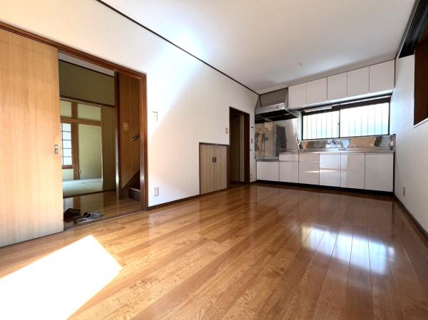 青梅市末広町２丁目の貸家