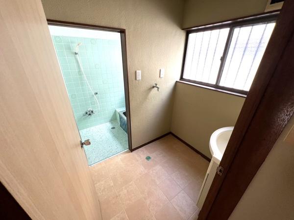 青梅市末広町２丁目の貸家