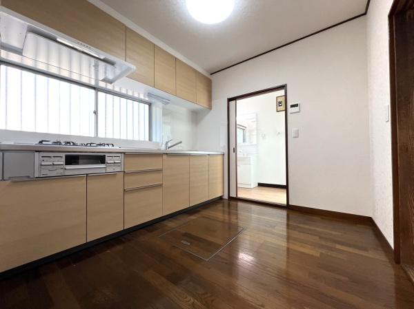 羽村市栄町２丁目の貸家