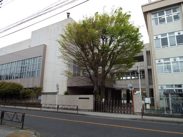 グリーンヒルハイツ(羽村市立羽村第二中学校)