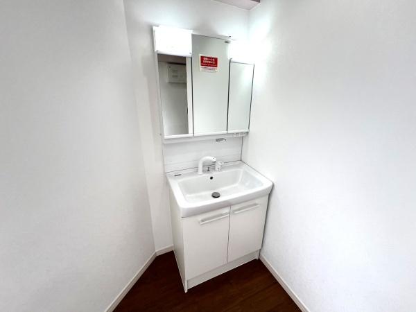 青梅市今井３丁目のマンション