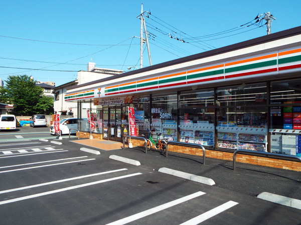 青梅市東青梅2丁目のマンション(セブンイレブン東青梅5丁目北店)