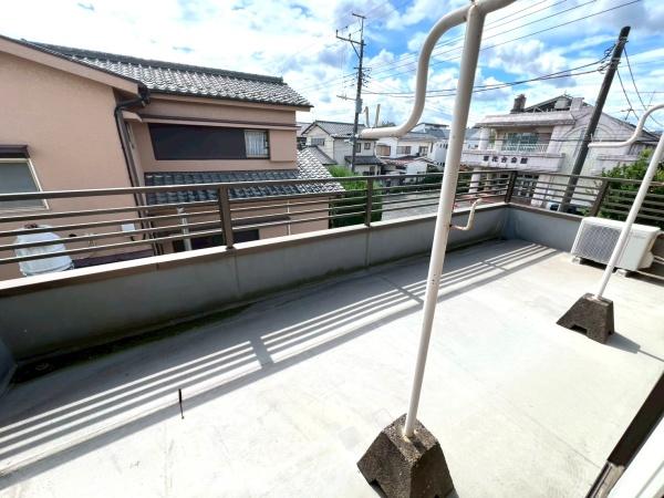 あきる野市草花の貸家