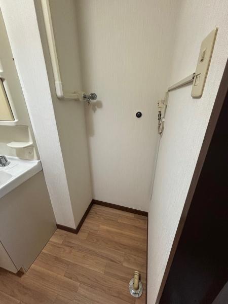 羽村市神明台３丁目のハイツ