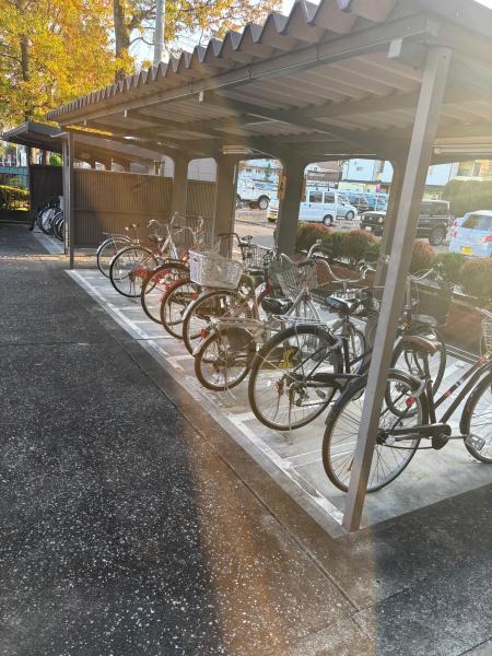 羽村市神明台３丁目のハイツ