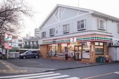 ＶＩＬＬＥ　羽衣(セブンイレブン国立富士見台4丁目店)