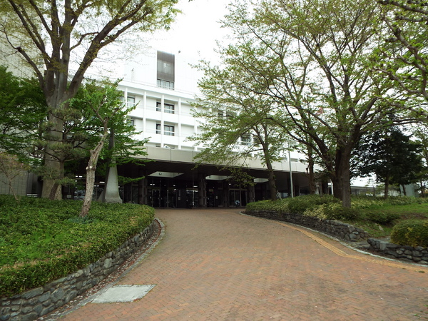 羽村市五ノ神３丁目のアパート(羽村市役所)