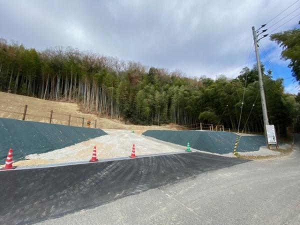 山城町平尾峰山資材置場　西側　(貸地)