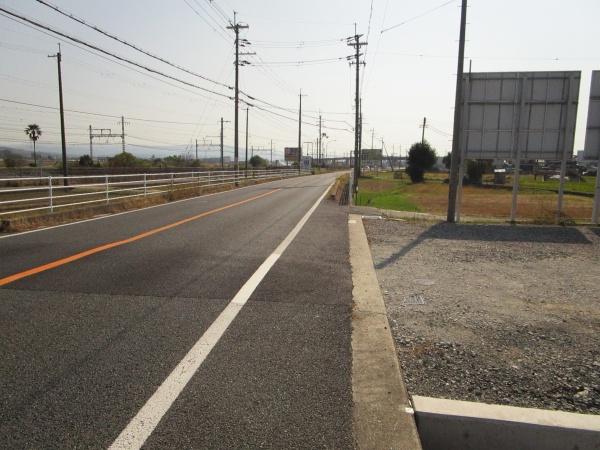 精華町下狛前川　資材置場(貸地)