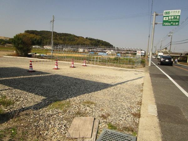 精華町下狛前川　資材置場(貸地)