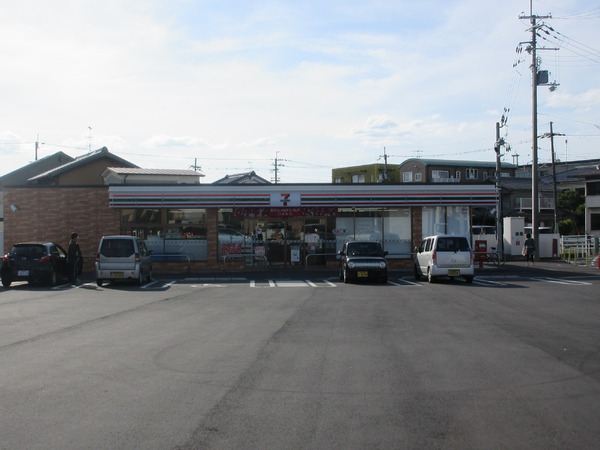 木津川市木津奈良道　貸家(セブンイレブン木津川原田店)