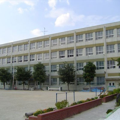 瀬戸市山手町の貸家(東山小学校)