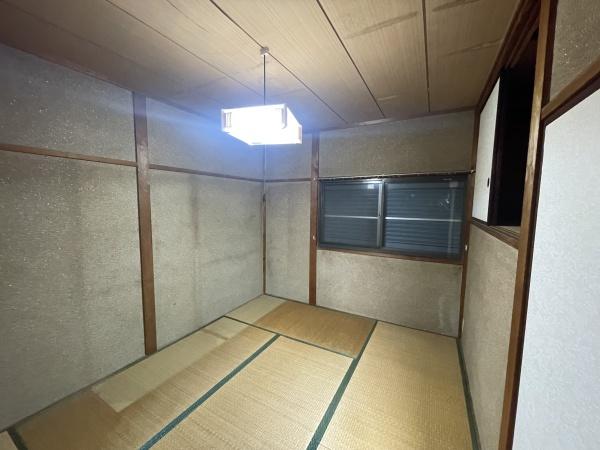 瀬戸市山手町の貸家