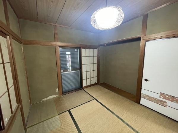 瀬戸市山手町の貸家