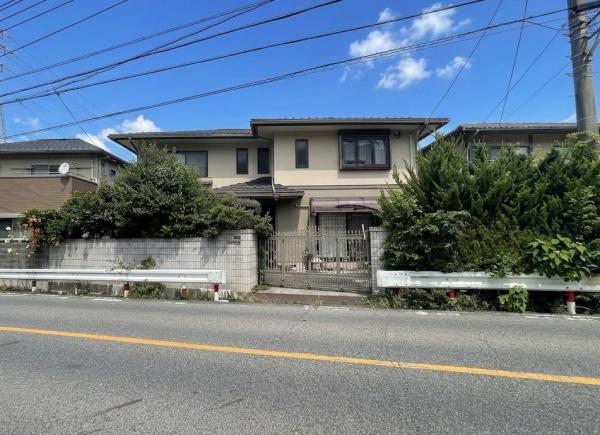 瀬戸市本郷町の貸家