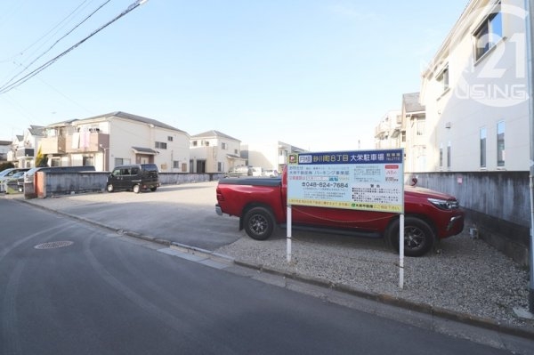 メゾン吉田(砂川町8丁目大栄駐車場)