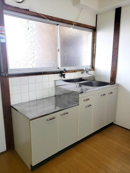 金城マンション