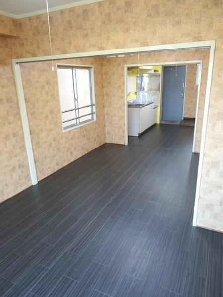 シャロス浅川