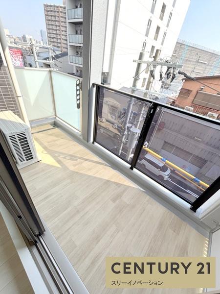 アドバンス大阪フラット