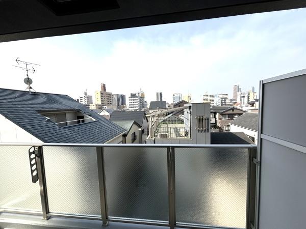 アドバンス大阪フラット