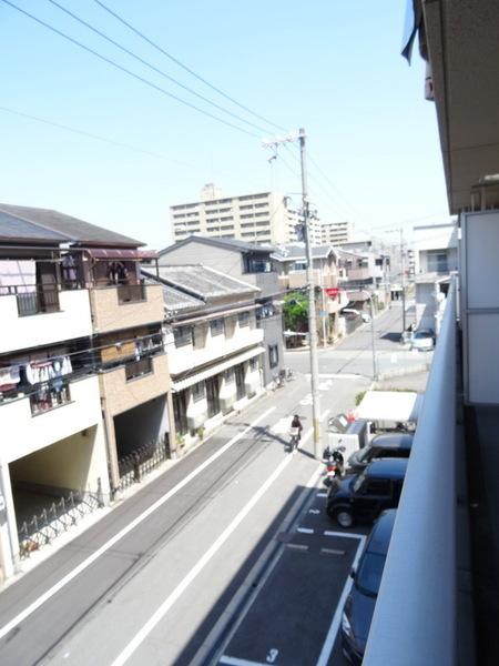 スリースター泉尾