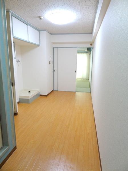 スリースター鶴町