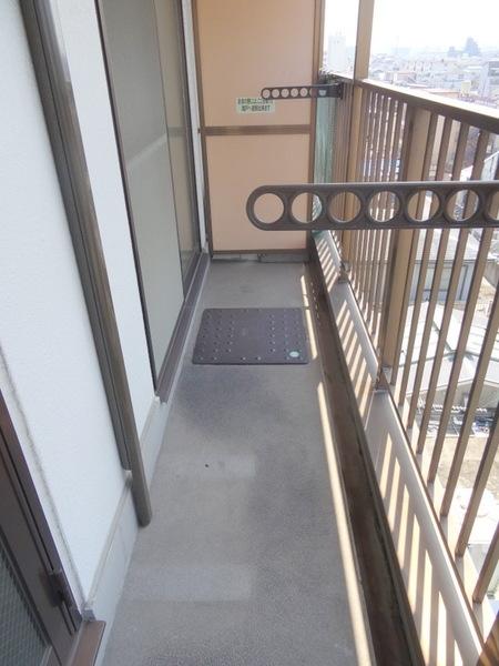 平和マンション