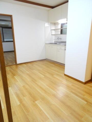 中川マンション