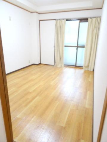 中川マンション