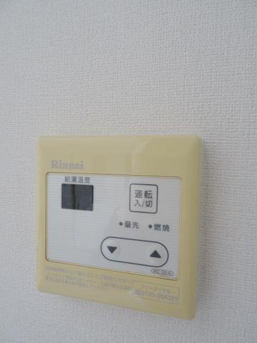 南恩加島１丁目貸家