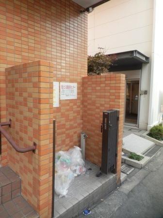 サンパークハイツ
