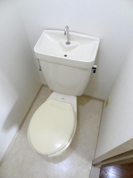 タック泉尾