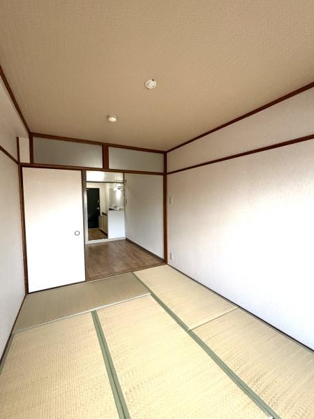 カワオトビル