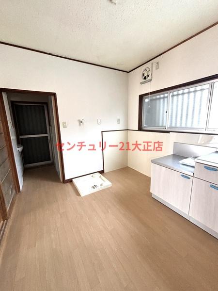 三軒家東4丁目貸家
