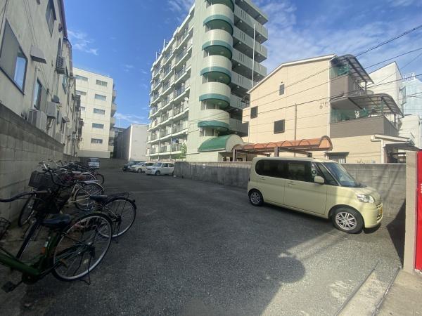 ビバリーヒルズ泉尾