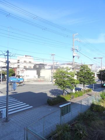 スリースター鶴町
