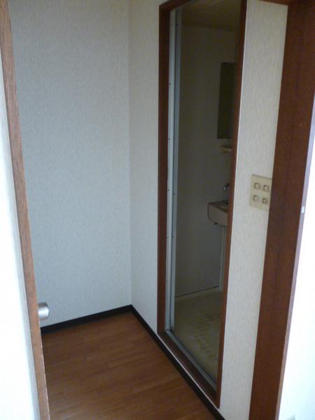 辰巳マンション