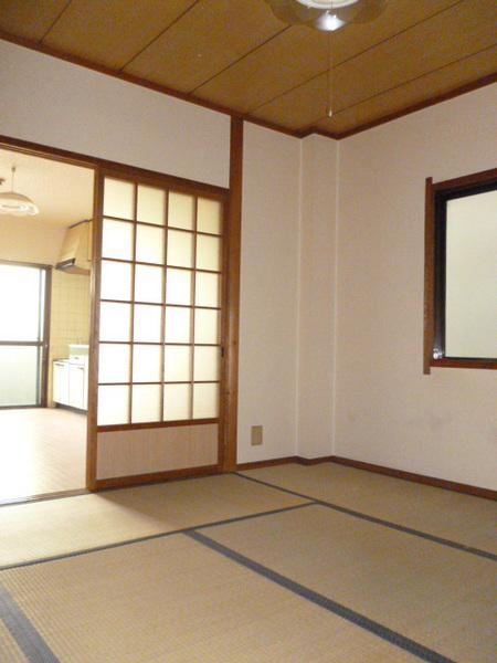 辰巳マンション