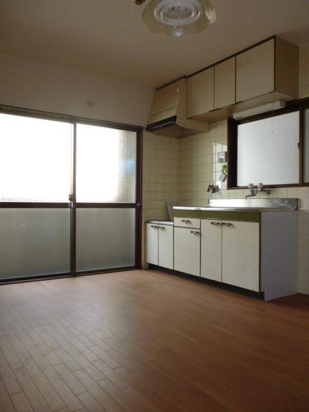 辰巳マンション