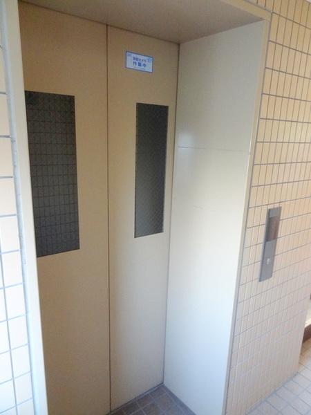 サンパークハイツ