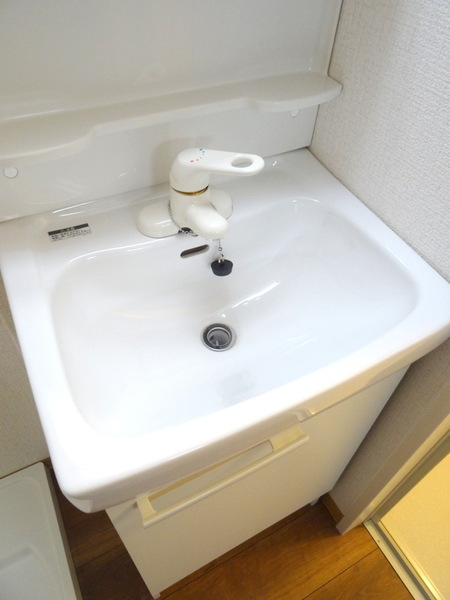 川忠ビル