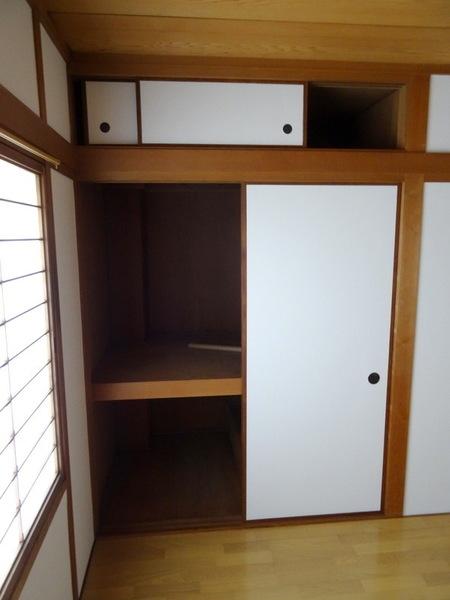 千島ビル(収納)