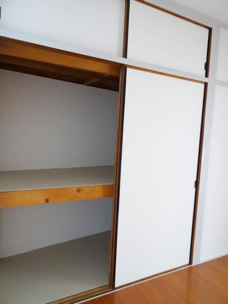 山城マンション(収納)